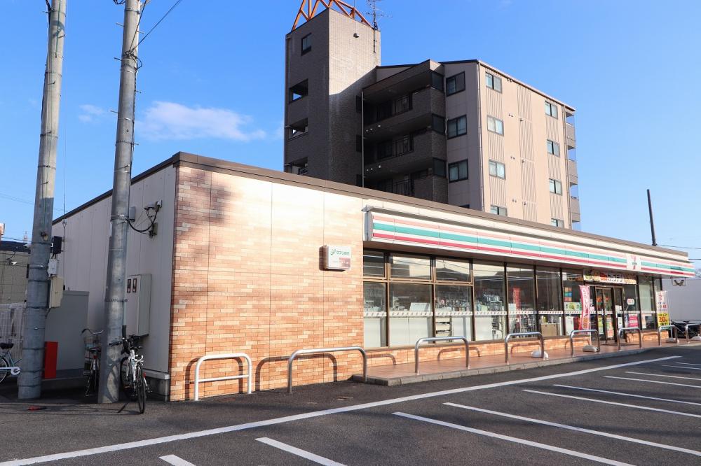 セブンイレブン春日井高山町店