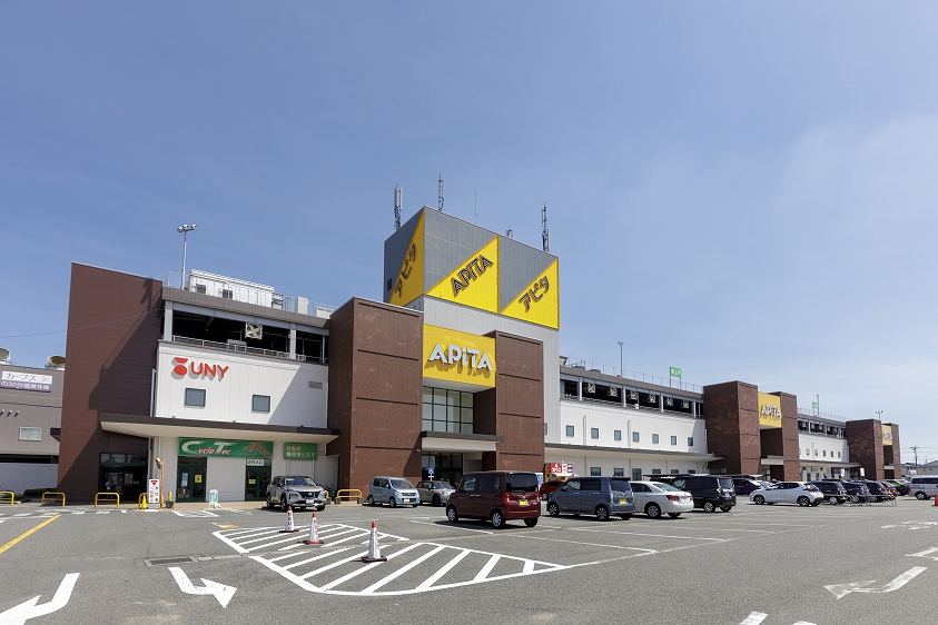 アピタ鳴海店