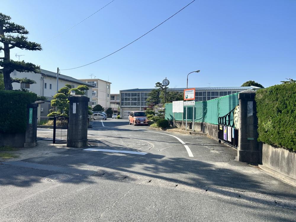 広沢小学校