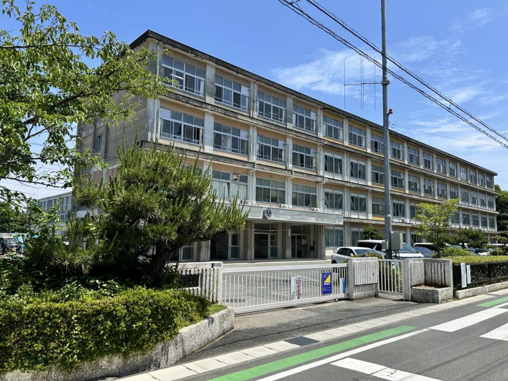 鴨江小学校