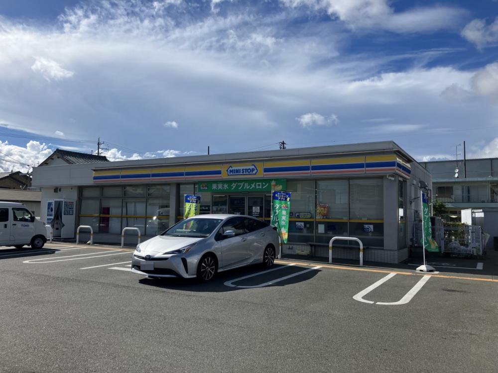 ミニストップ磐田西高前店　徒歩7分(510m)